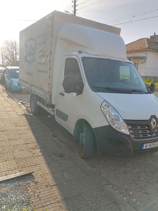 Продавам Рено Мастър