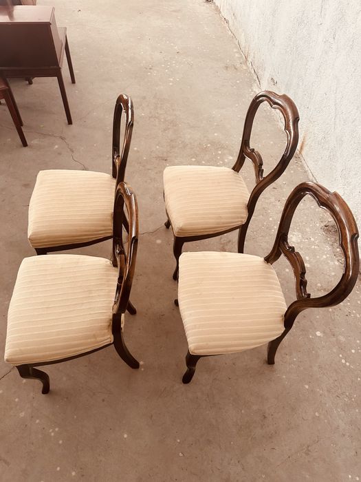 Комплект 4 винтидж трапезни стола – Victorian / Balloon Back – масивно дърво – Швеция