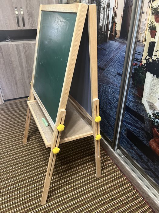 Продается магнитная доска для рисования