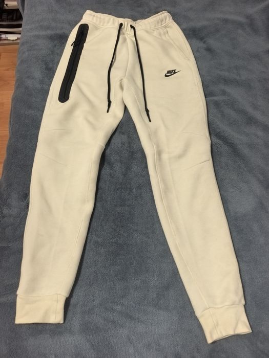 Долнище Nike tech fleece xs