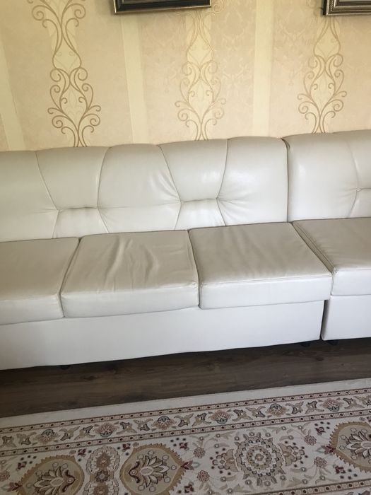 Диван для гостиной