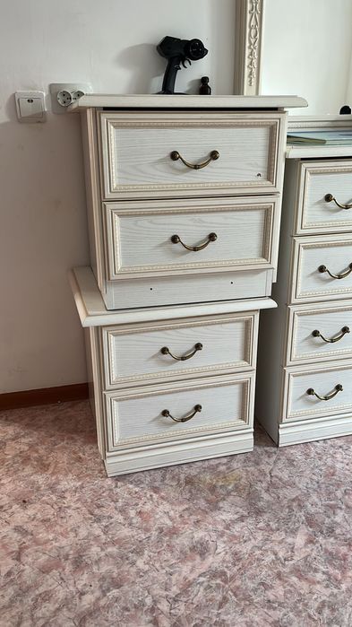 Продам комод и тумбы