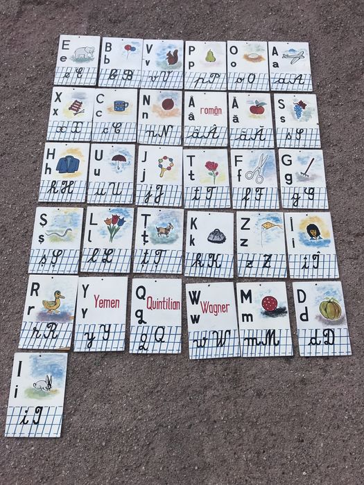 31 placi cu alfabetul limbii romane pentru elevi copii invatatoare