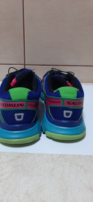 Adidași Solomon în stare foarte bună