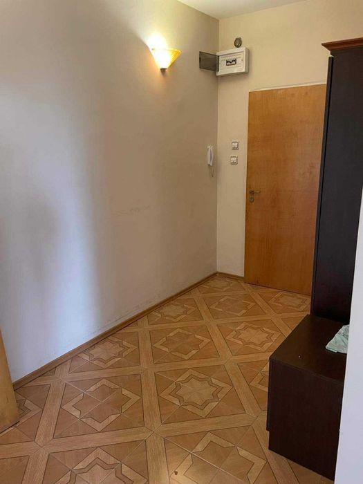 двустаен апартамент в Гео Милев