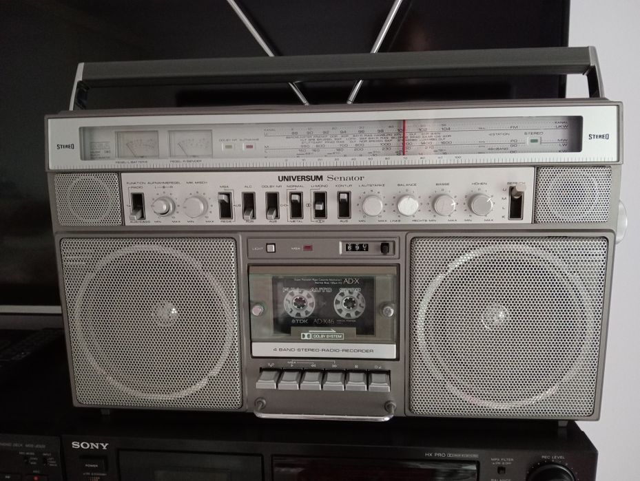 Radio casetofon Universum Senator