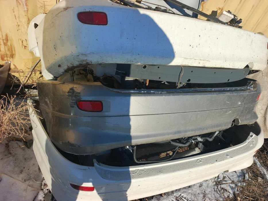 Toyota Estima 2002-05 бампер