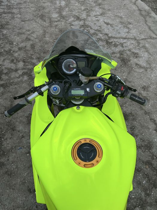 Suzuki GSX-R 600 K8 –  Ohlins, Yoshimura, pregătit pentru circuit/pista