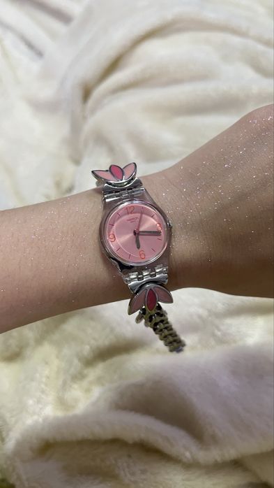 Продам новые Часы SHEILAR