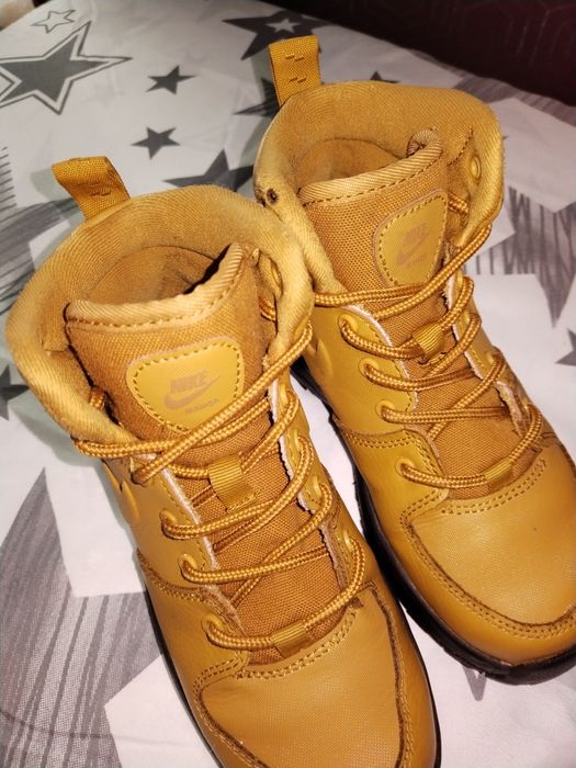 Nike Manoa Leather. Зимни Обувки 31 номер