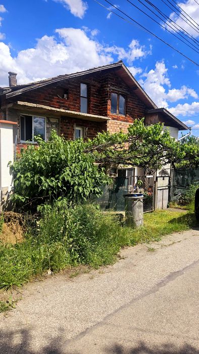 Продажба на къща