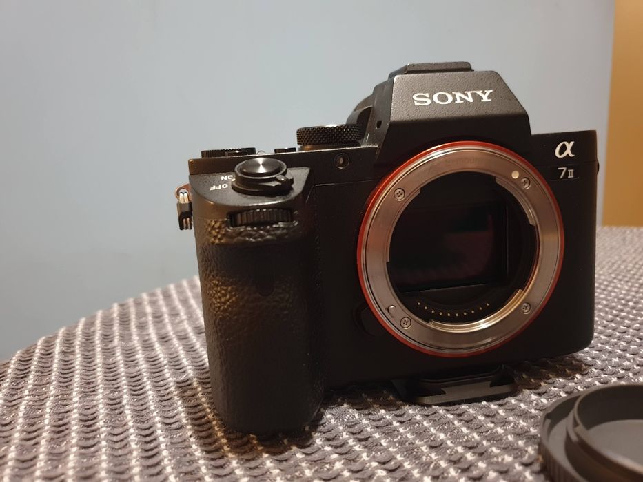 Sony a7 II на около 28 000 кадъра.
