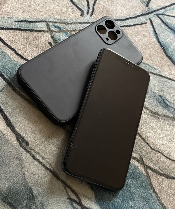 Vând iPhone 11 PRO Midnight Green / 100% bateria !