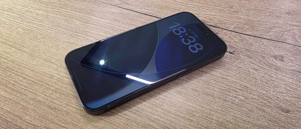 iPhone 15 Pro 128GB Black Titanium – stare foarte bună – 89% baterie