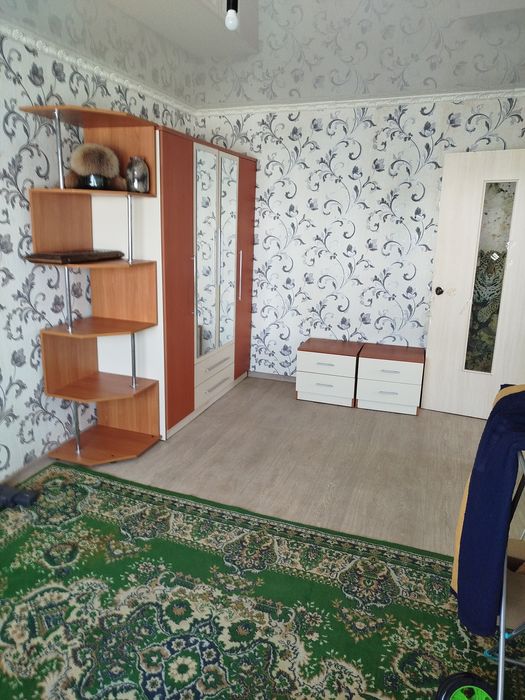 Продам квартиру  двухкомнатную