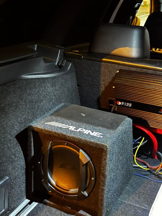 Subwoofer activ alpine swe-815