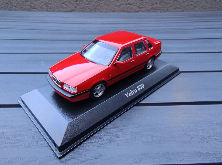 Volvo 850 Maxichamps 1:43