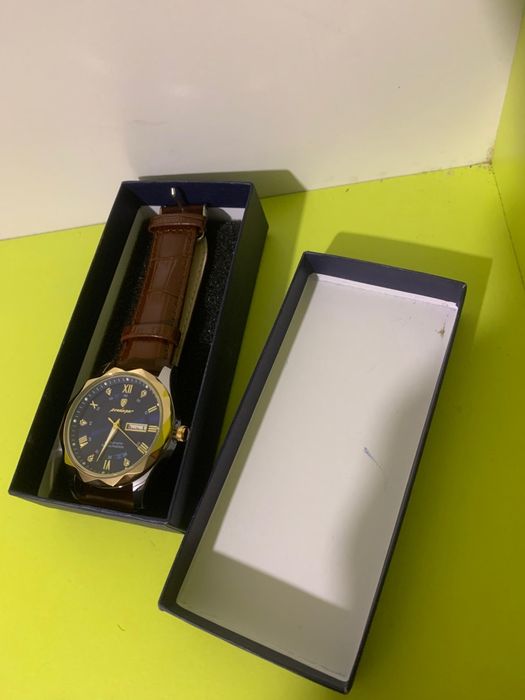Ceas premium bărbătesc nou sigilat