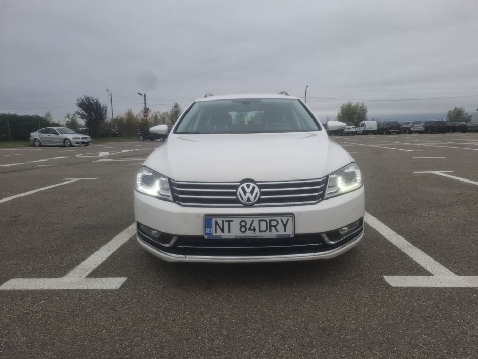 VOLKSWAGEN Passat 2011 — imagine 1