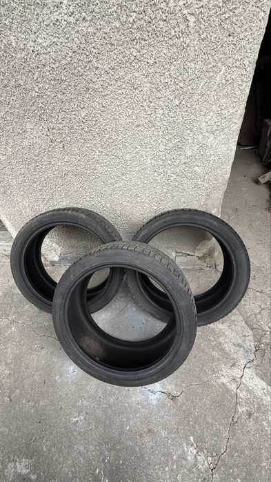 Anvelope iarna Continental 225/40 R18.   3 BUC!