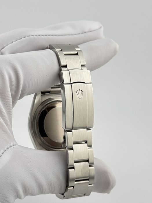 Наручные часы Rolex Oyster Perpetual