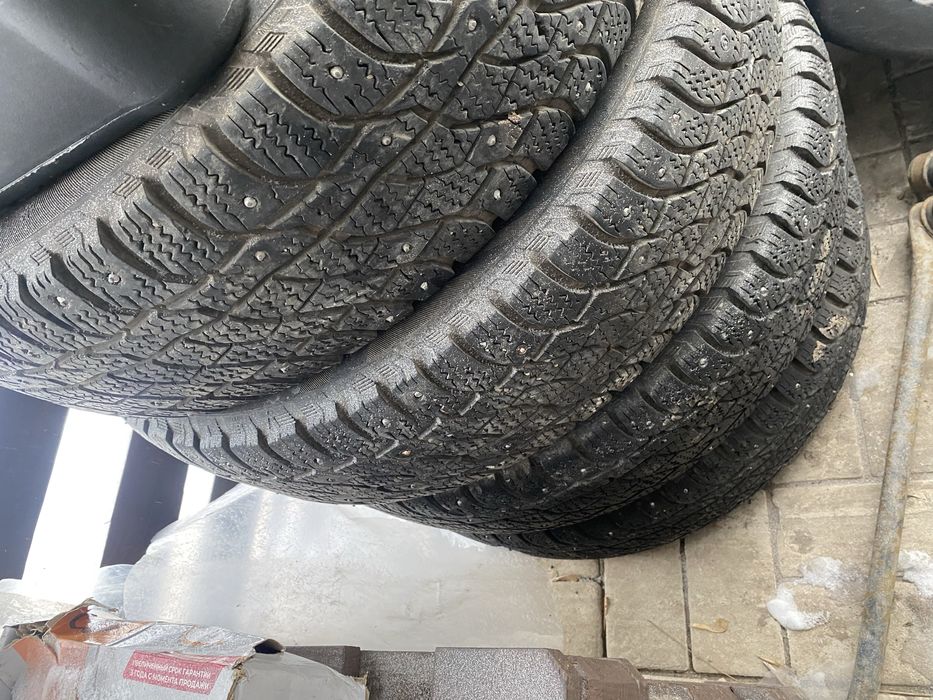 Продам зимнюю резину