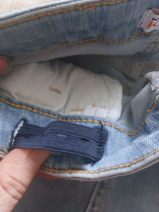 Джинсы для девочек.