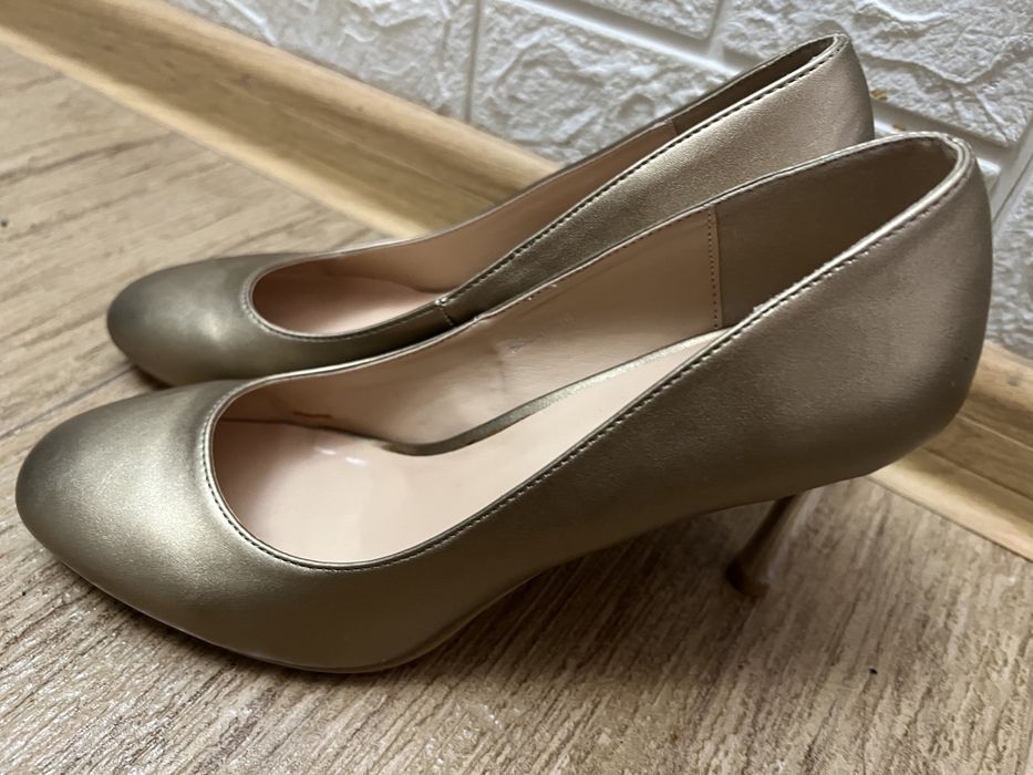 Туфли. Фэберлик. 38 размер.