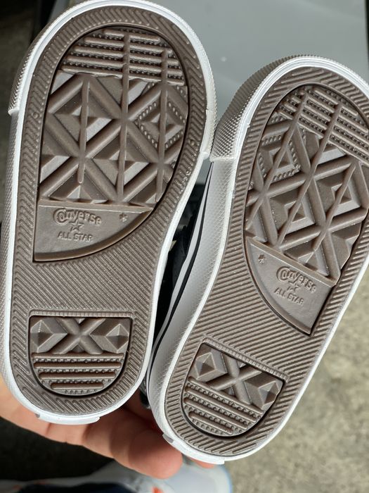 Adidasi copii converse