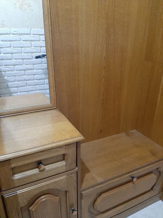 Прихожая с зеркалом