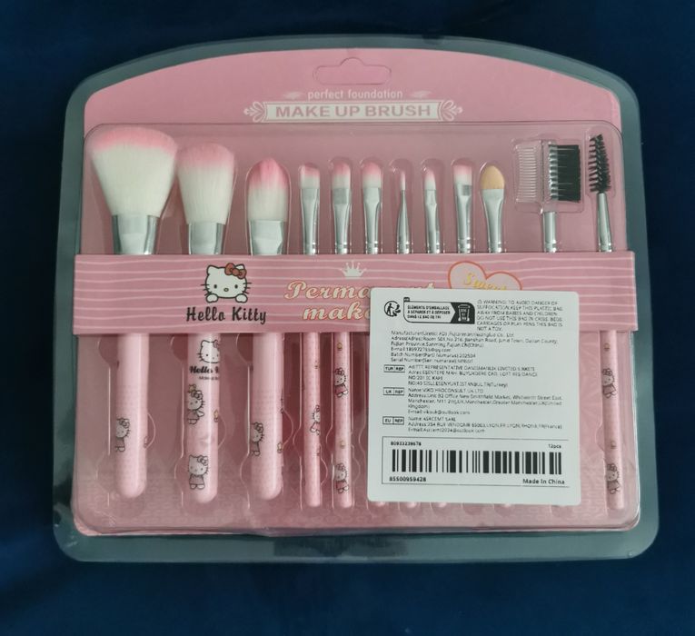 Set 12 pensule noi sigilate hello kitty