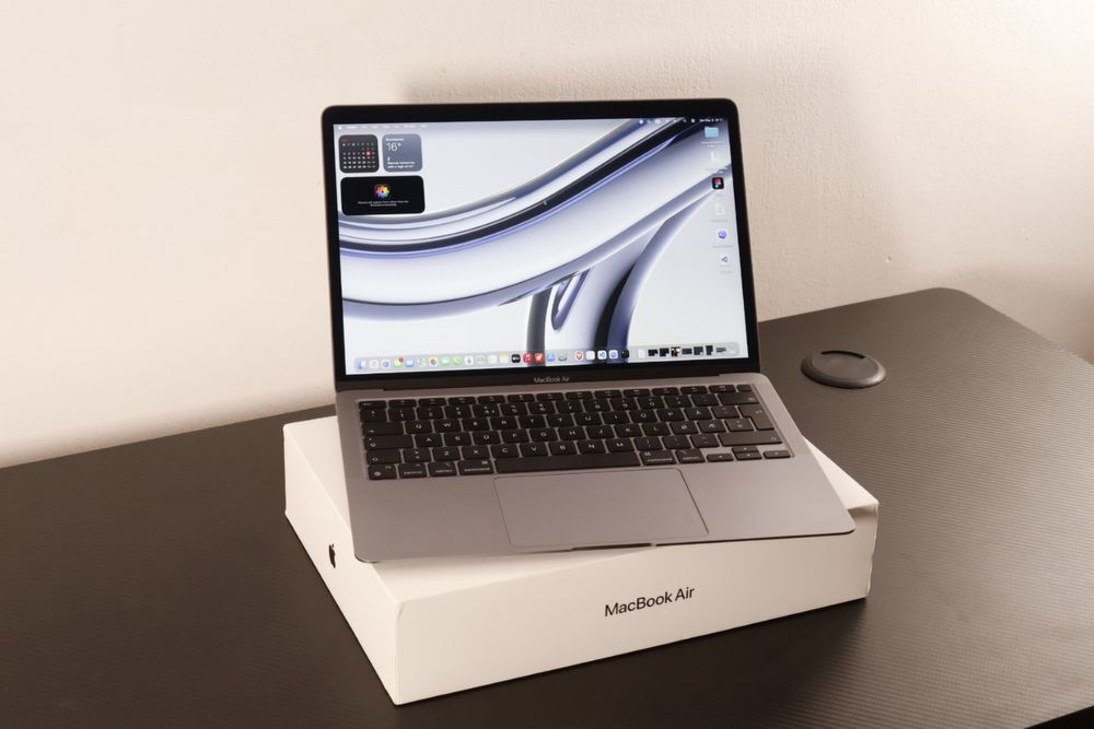 Apple Macbook Air M1 13.6” 512GB Midnight