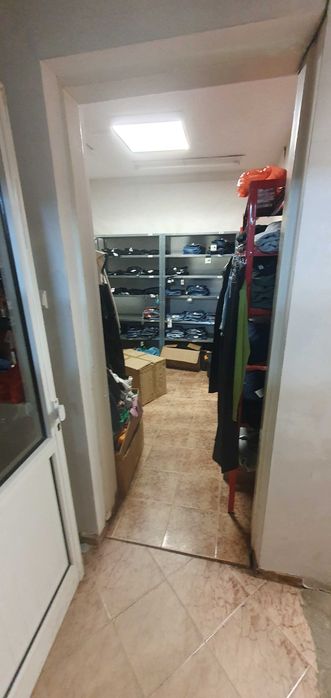 Дава се под наем Магазин в Перник, Център - 161 кв.м за 1284.69 € - Снимка #7