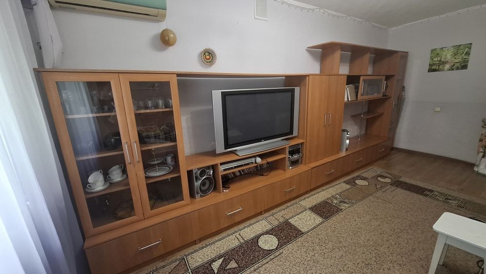 Продаётся стенка