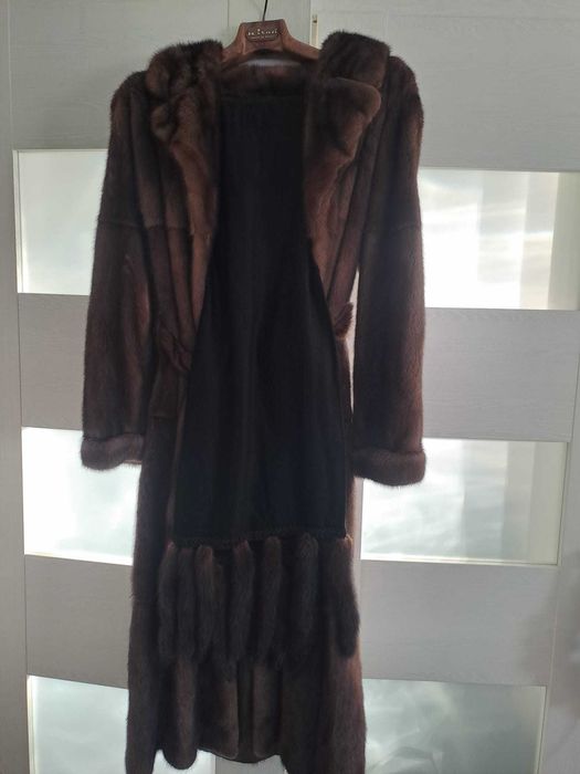 Haină lungă de blana