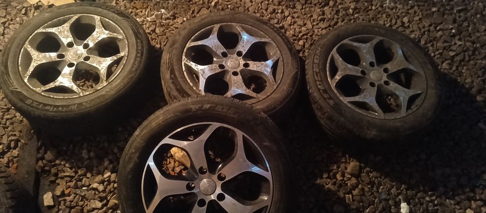 Продам диски с резиной