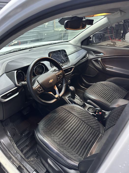 треккер 2 сотилади 2023