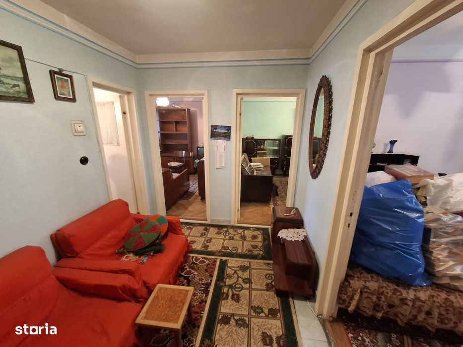 Apartament 3 camere decomandat  61 mp utili Parter Banca Națională –