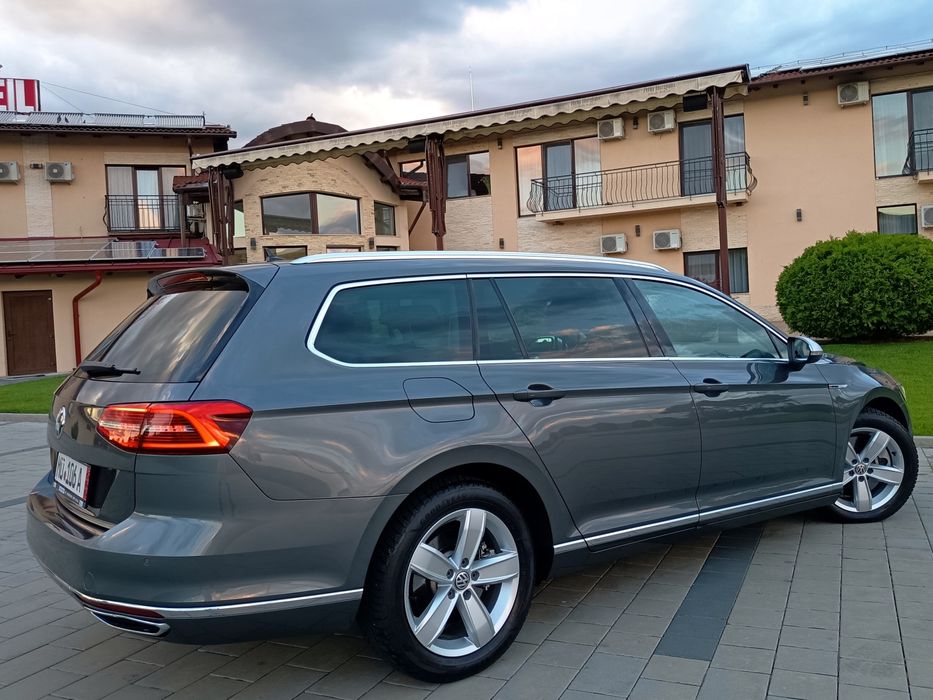 Vw Passat B8 4Motion/An 2016/Motor 2.0 Bi-TDI 240 Cp/Matrix/DSG/ACC/Distronic/Navi/Full Piele/Padele F1/Stare Nouă/Adus de 2 Zile/Fără Defecte