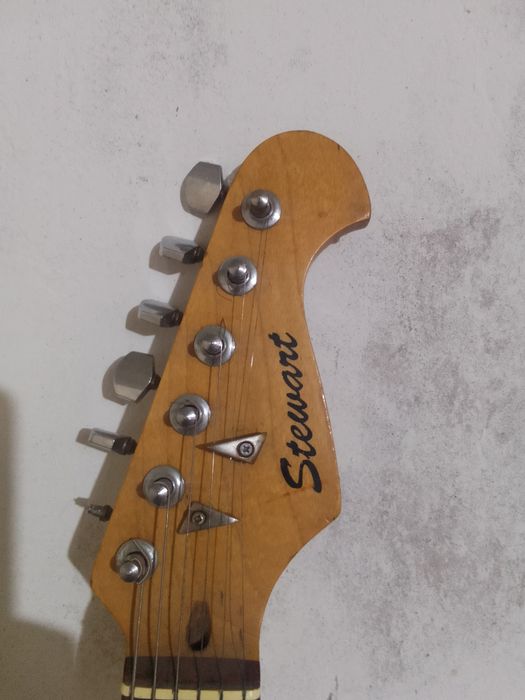 Гитара Электро продаётся