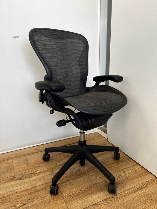 Refurbished Herman Miller Aeron Tuxedo