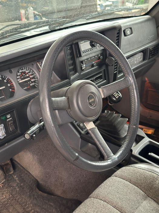 JEEP Cherokee XJ 1994 AC - GPL