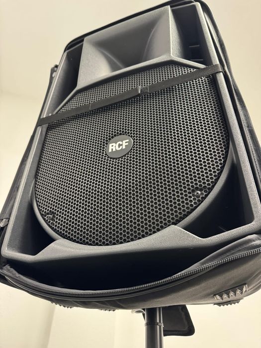 Boxe active marca RCF 745 / 915