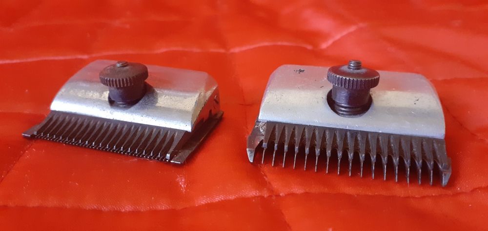 Set 2 Capuri Masina de tuns Veche