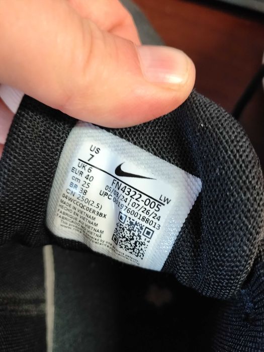 Маратонки Nike леки