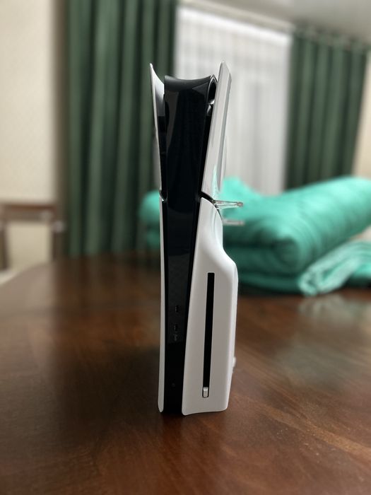 Продам пс 5 срочноо