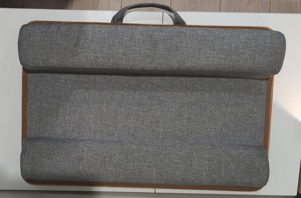 Подложка за лаптоп