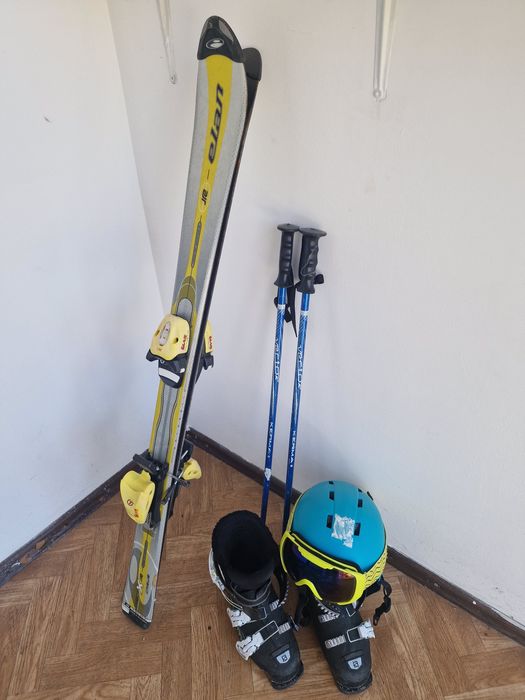 Schhiuri ,clapari ,bete ,casca si ochelari