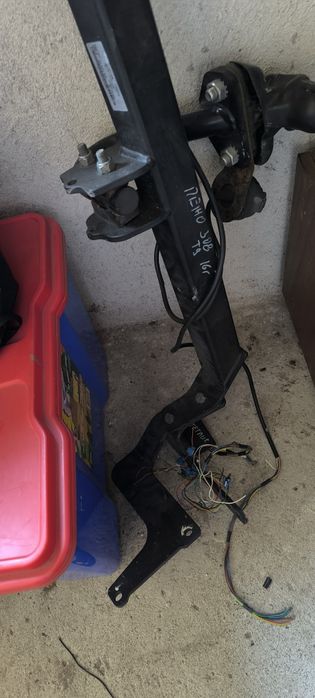 Тегличи за Пежо 308 Т9