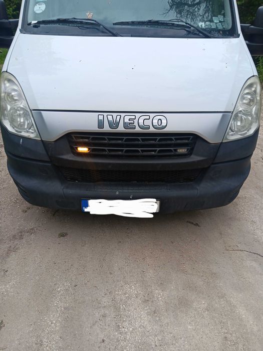 Бус Iveco  Daily